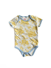 Load image into Gallery viewer, Cath kidston bodysuit (3-6M)
