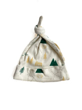 Load image into Gallery viewer, Nature baby beanie (6-12M)
