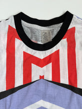 Load image into Gallery viewer, P.E nation singlet (small)
