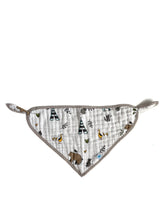 Load image into Gallery viewer, Cotton muslin bib NEW

