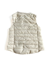 Load image into Gallery viewer, Goose down vest (4Y)
