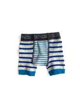 Load image into Gallery viewer, Bonds knit shorts (6-12M)
