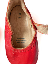Load image into Gallery viewer, Tiny tickle leather Mary Janes (12M)
